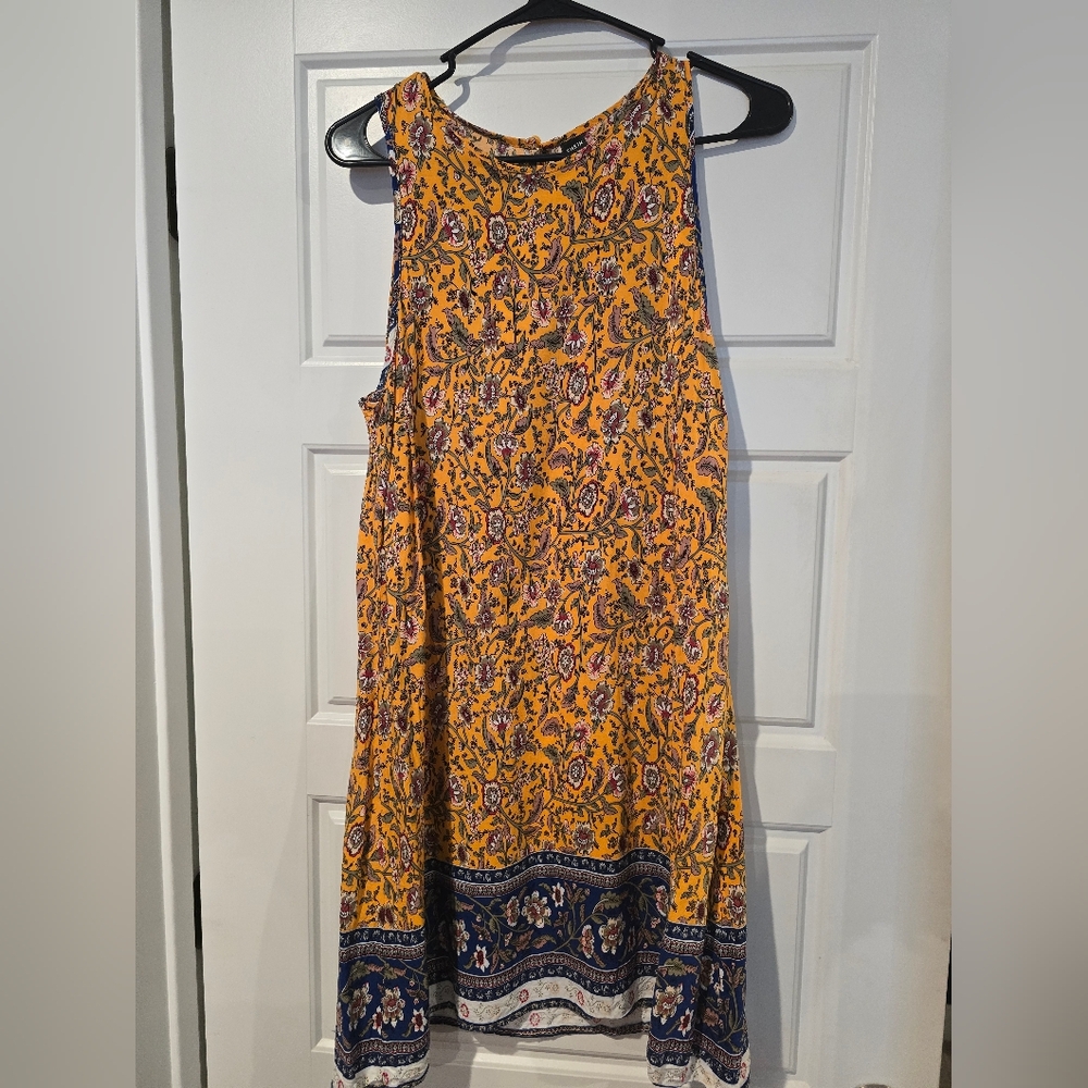Bundle 5 Items For $15 SHEIN Yellow and Blue Floral Midi Dress